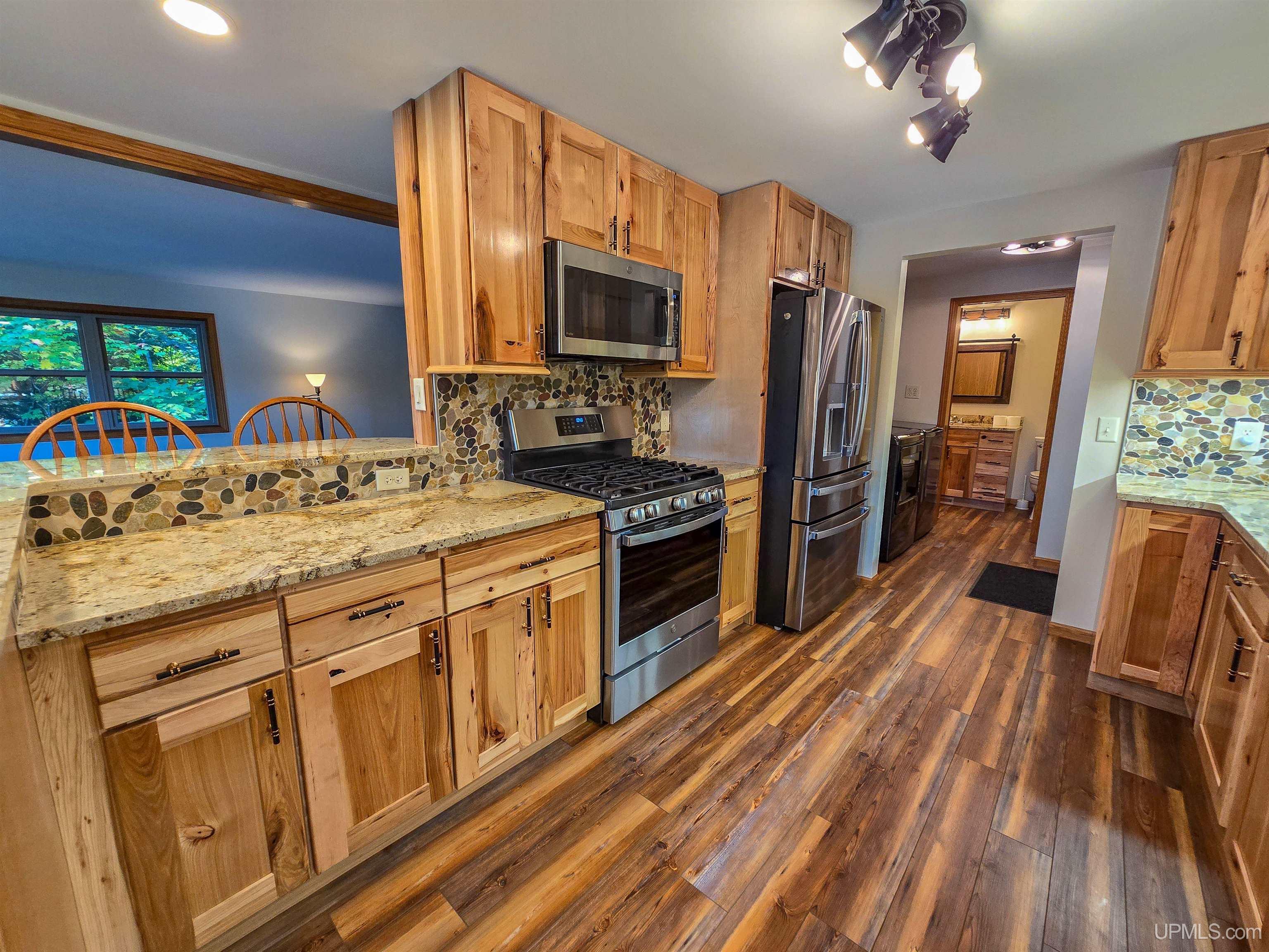 3954 Hayward Road Munising, MI 49862 - Photo 8 of 73