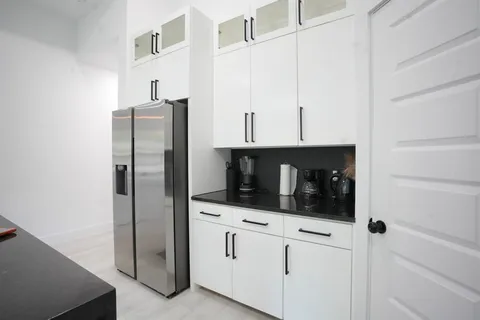 $2,500 | 4523 Solar Lane, Dallas, TX 75216