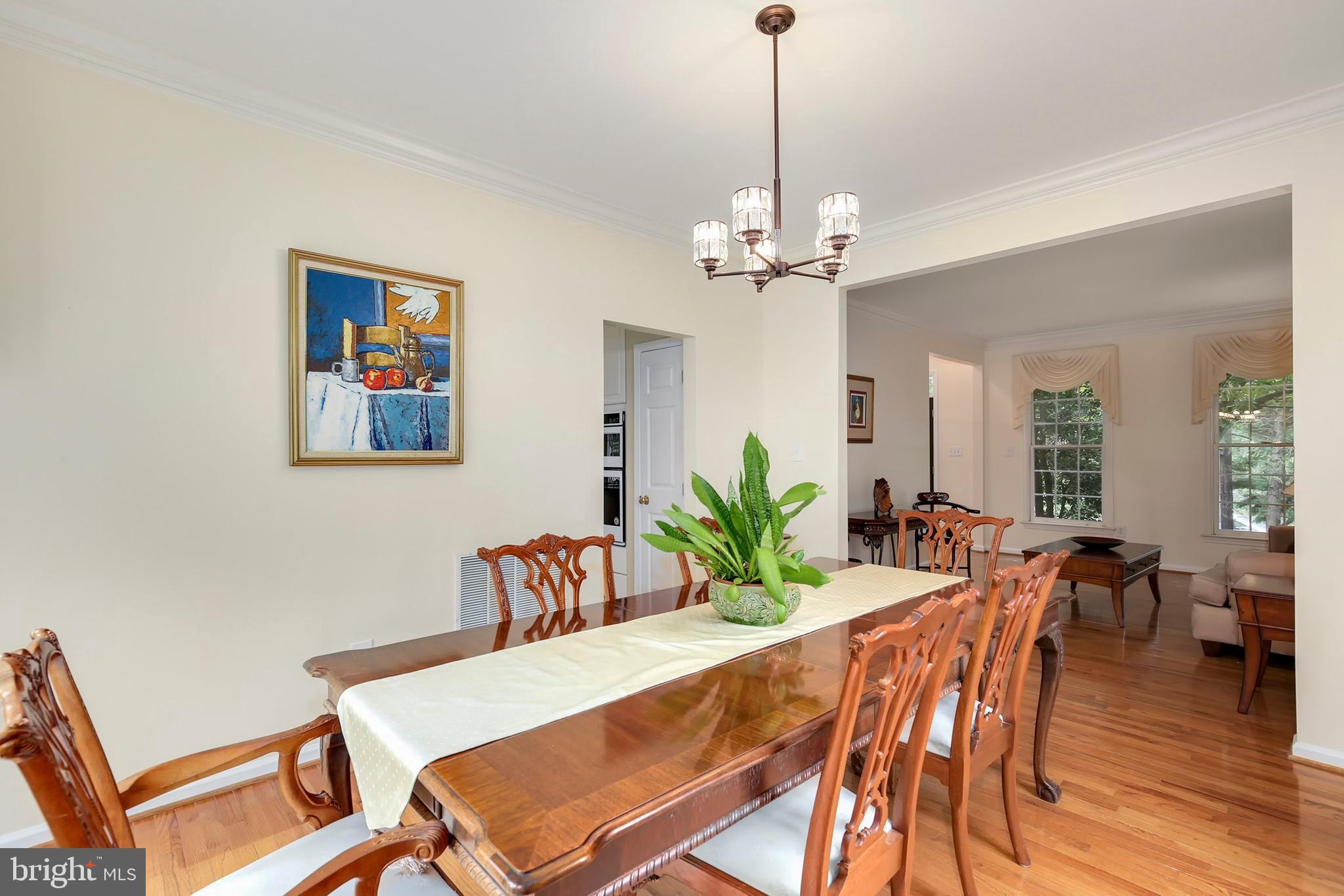 12204 Falls Road Potomac, MD 20854 - Photo 11 of 40 Gallery Image 11