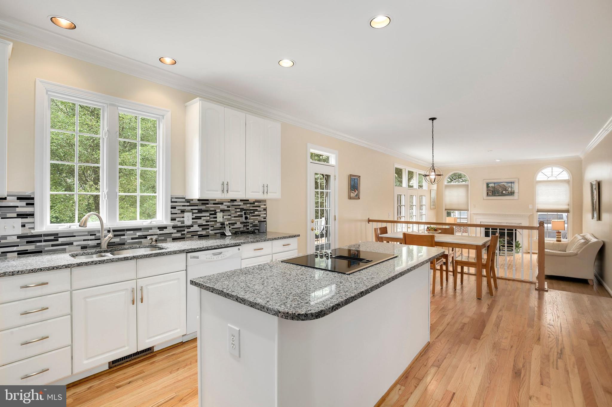12204 Falls Road Potomac, MD 20854 - Photo 13 of 40 Gallery Image 13