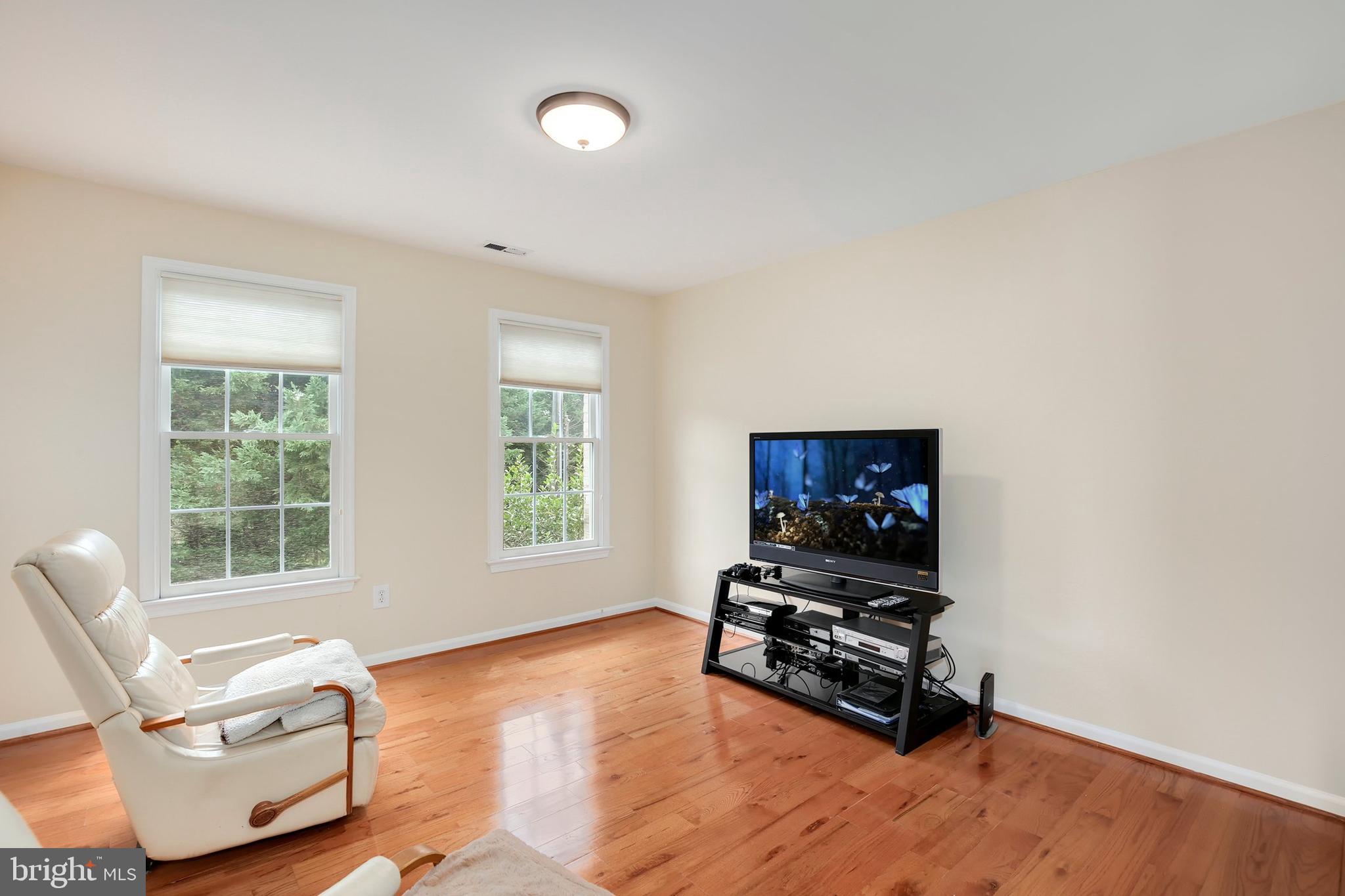 12204 Falls Road Potomac, MD 20854 - Photo 22 of 40 Gallery Image 22