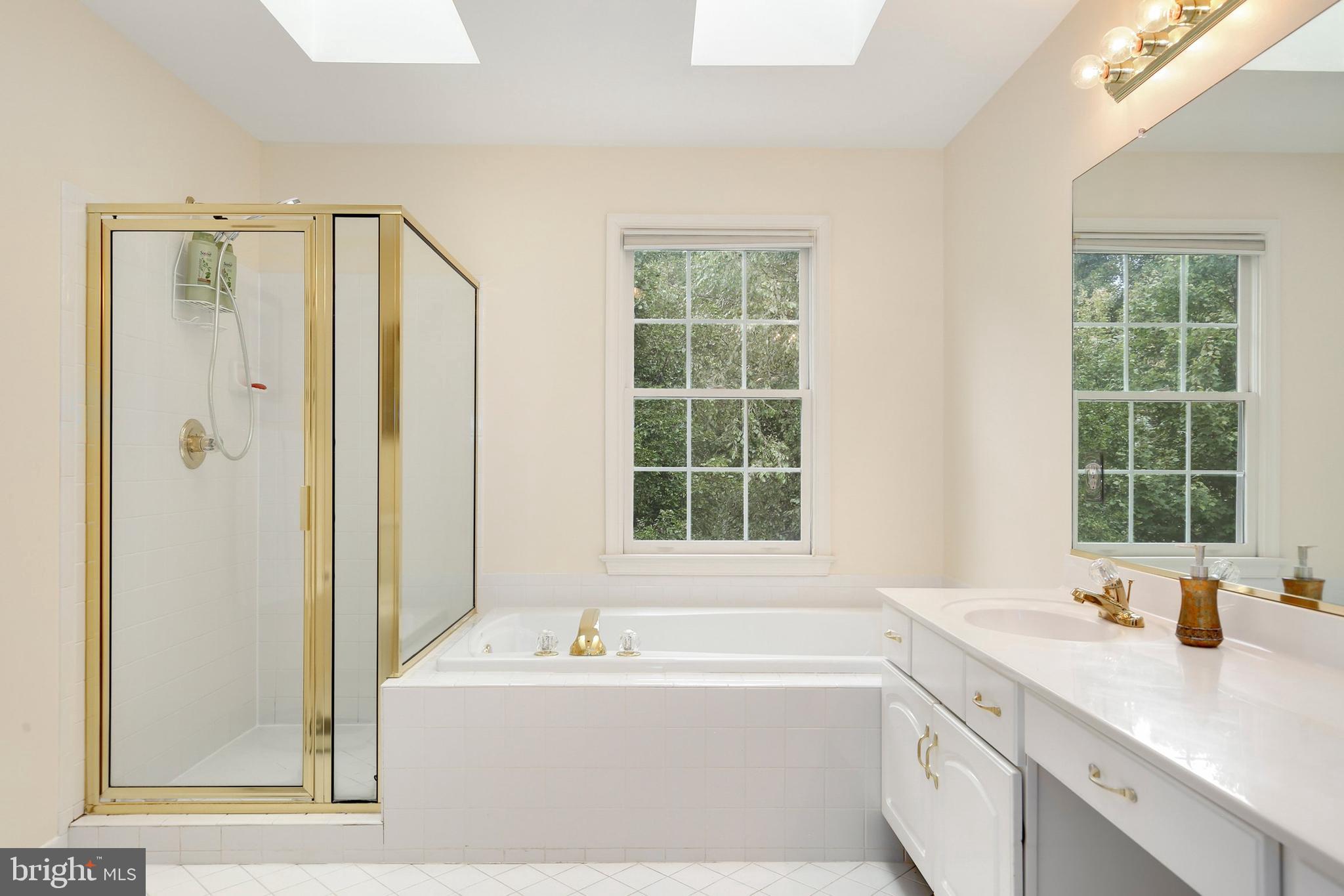 12204 Falls Road Potomac, MD 20854 - Photo 24 of 40 Gallery Image 24