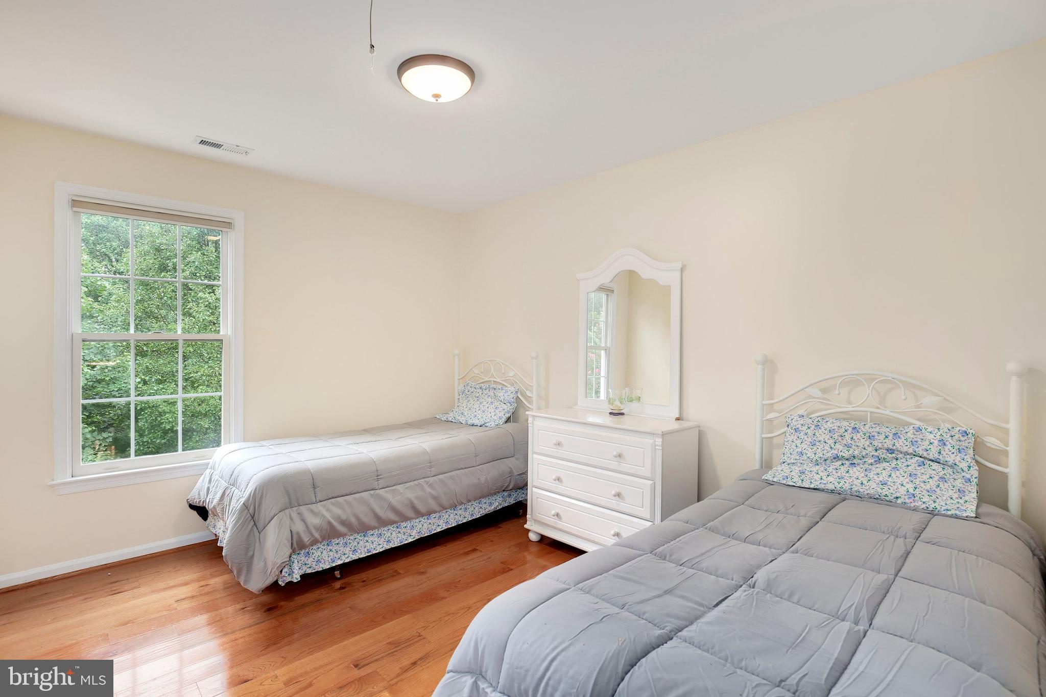 12204 Falls Road Potomac, MD 20854 - Photo 27 of 40 Gallery Image 27