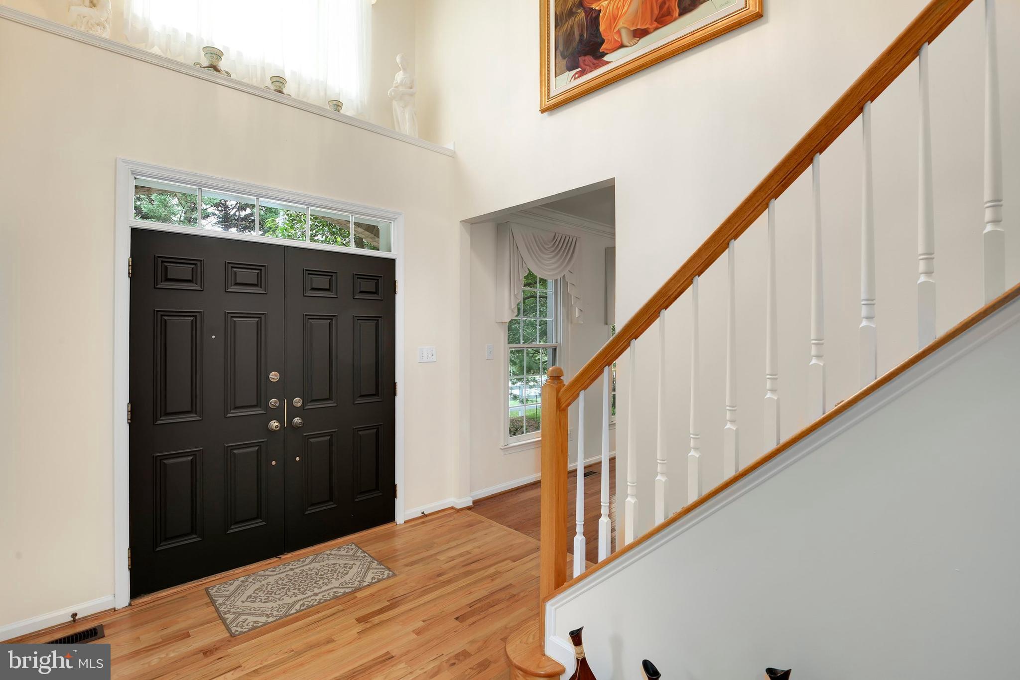 12204 Falls Road Potomac, MD 20854 - Photo 4 of 40 Gallery Image 4