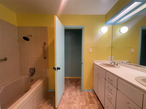 $400,000 | 52 Rue Maison, Abilene, TX 79605