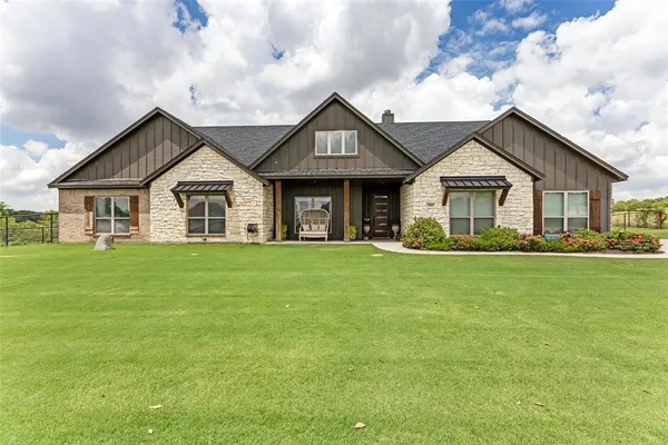 $899,000 | 2015 Veal Circle, Weatherford, TX 76085