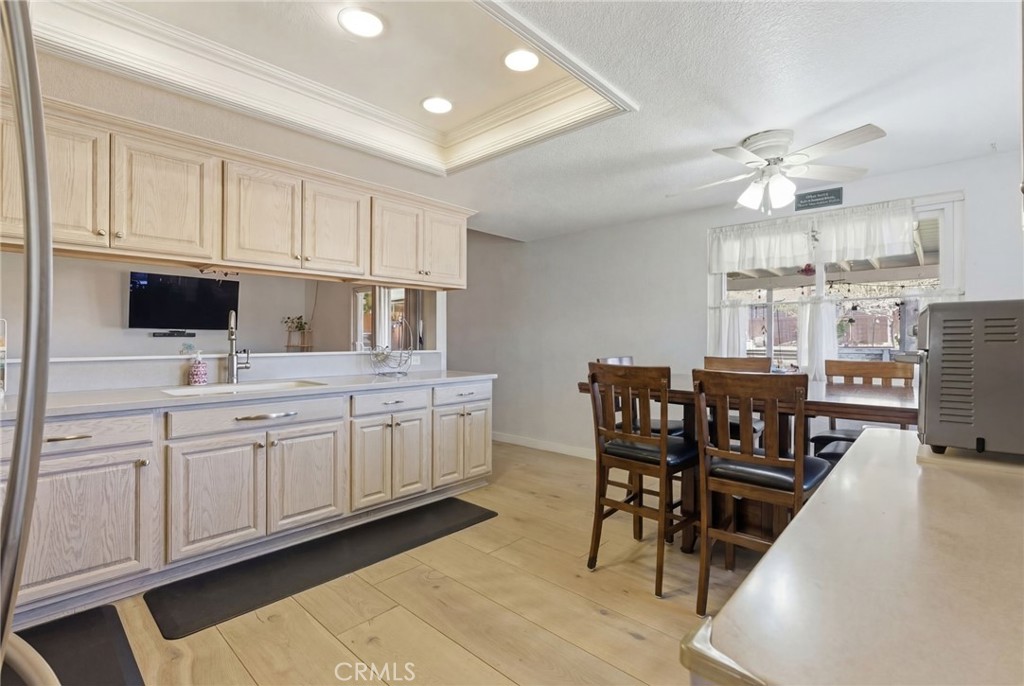 7868 Arrowhead Lake Road Hesperia, CA 92345 - Photo 11 of 45