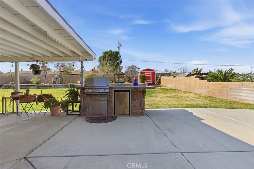 7868 Arrowhead Lake Road Hesperia, CA 92345 - Photo 44 of 45