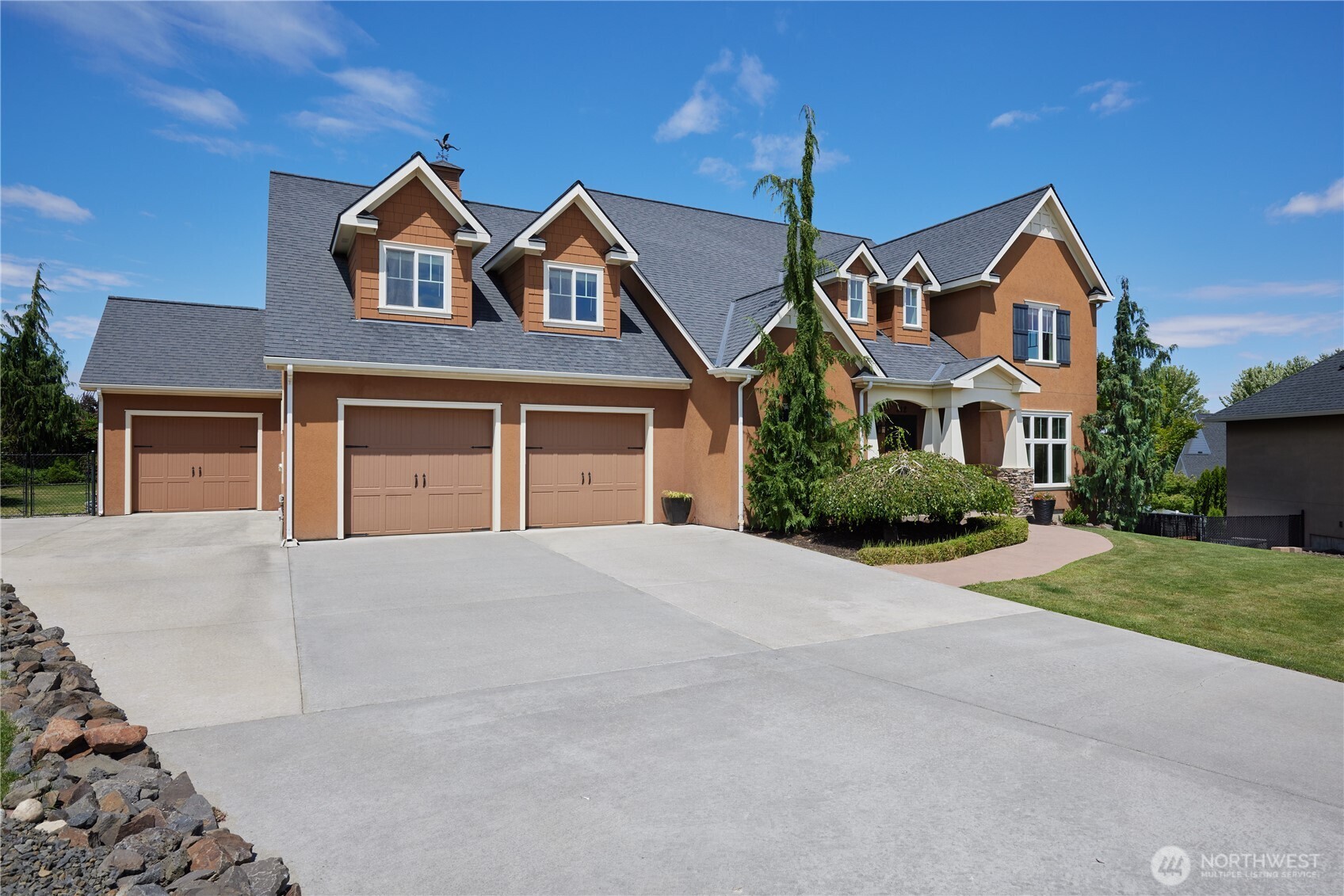 412 Coyote Ridge Drive Walla Walla, WA 99362 - Photo 2 of 40