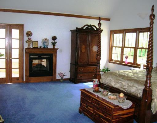 129 Purvis Road Butler, PA 16001 - Photo 6 of 8 Master Bedroom.