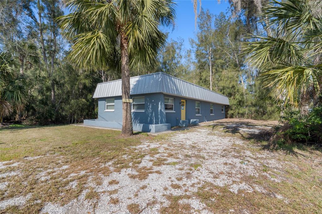 5117 Behms Court Port Richey, FL 34668 - Photo 2 of 11 Gallery Image 2