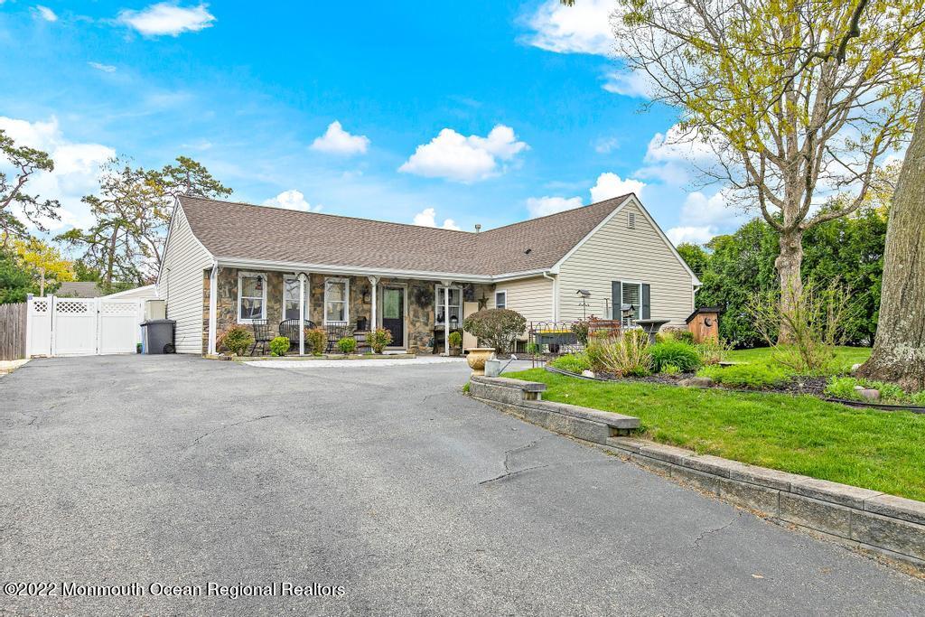 125 Ahoy Road Manahawkin, NJ 08050 - Photo 1 of 1 125Ahoy-3