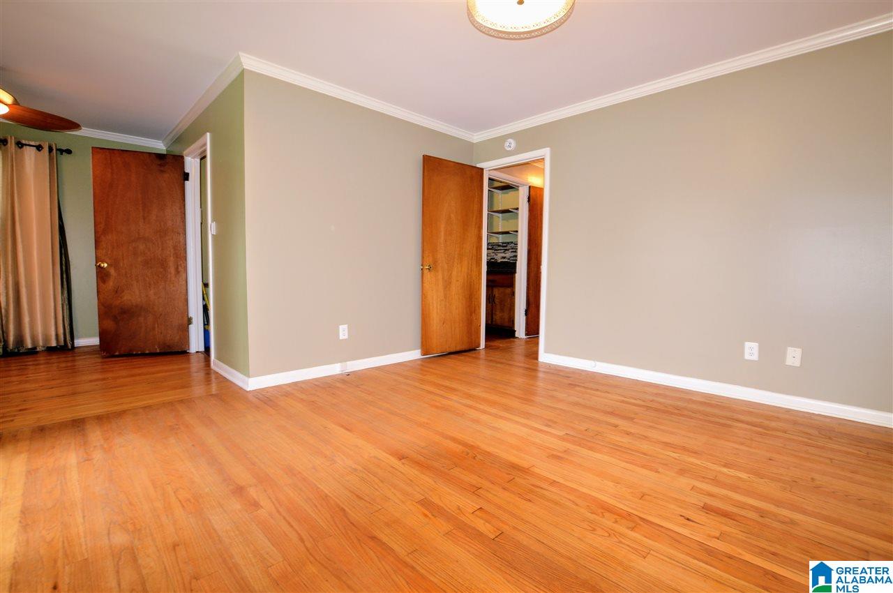 853 Goldwire Street Southwest Birmingham, AL 35211 - Photo 8 of 25