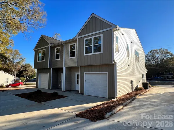 $1,725 | 574 North Broad Street, Unit A, Mooresville, NC 28115