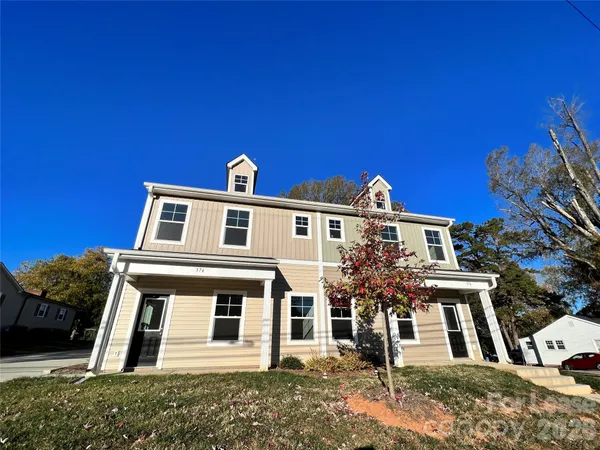 $1,725 | 574 North Broad Street, Unit A, Mooresville, NC 28115