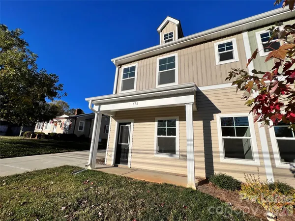 $1,725 | 574 North Broad Street, Unit A, Mooresville, NC 28115