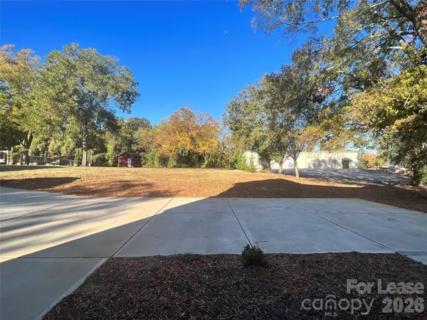 $1,725 | 574 North Broad Street, Unit A, Mooresville, NC 28115