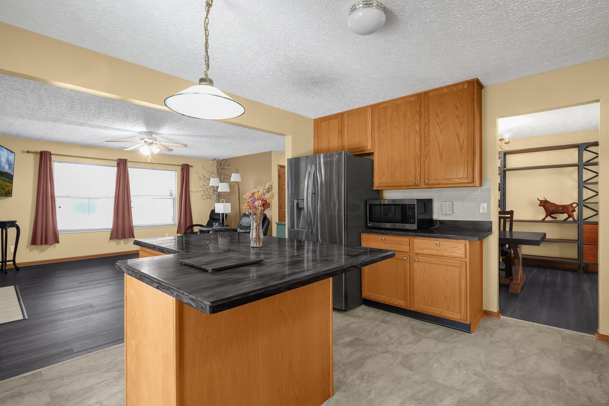 2101 Waymont Road Columbus, OH 43229 - Photo 16 of 38 16-web-or-mls-2101-waymont-rd