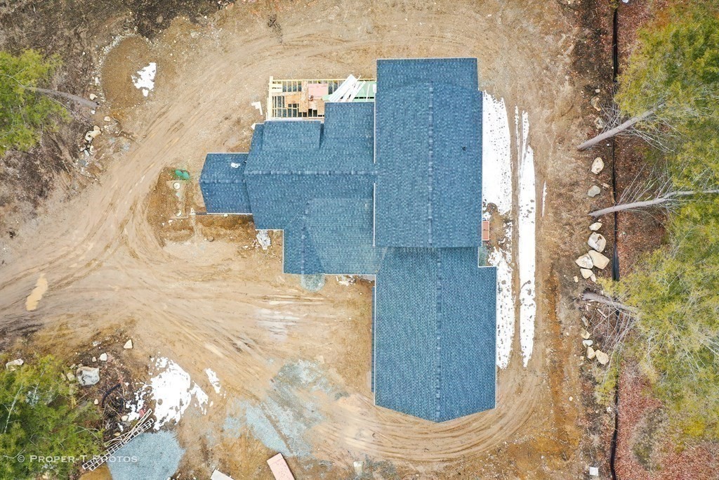 101 Glendale Road Hampden, MA 01036 - Photo 3 of 39 a view of a house with a yard