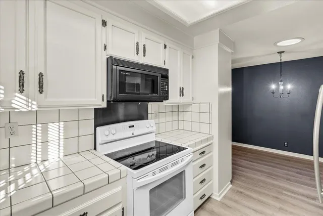 $695,000 | 118 Nissen Road, Unit 1, Salinas, CA 93901