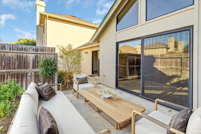 $695,000 | 118 Nissen Road, Unit 1, Salinas, CA 93901