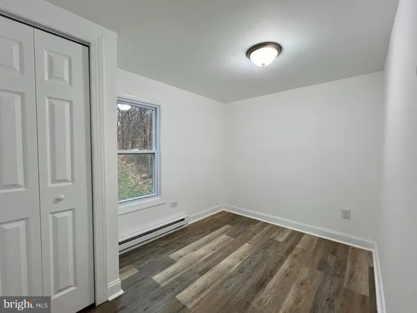 $950 | 20 Laurel Hill Lane, Berkeley Springs, WV 25411