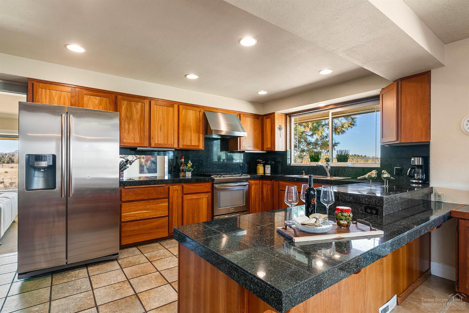 61707 Ward Road Bend, OR 97702 - Photo 11 of 25 Additional Photo