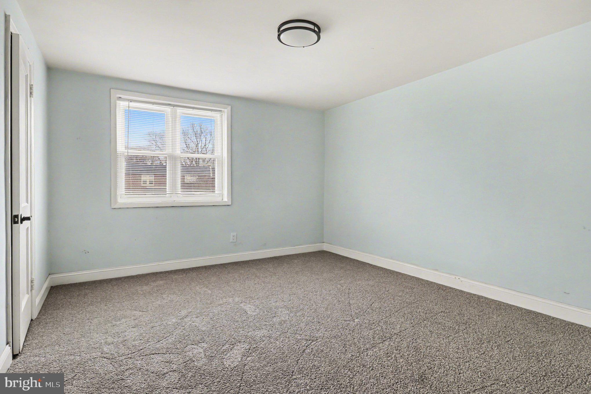 798 Bennington Road Folcroft, PA 19032 - Photo 11 of 28 an empty room with a window