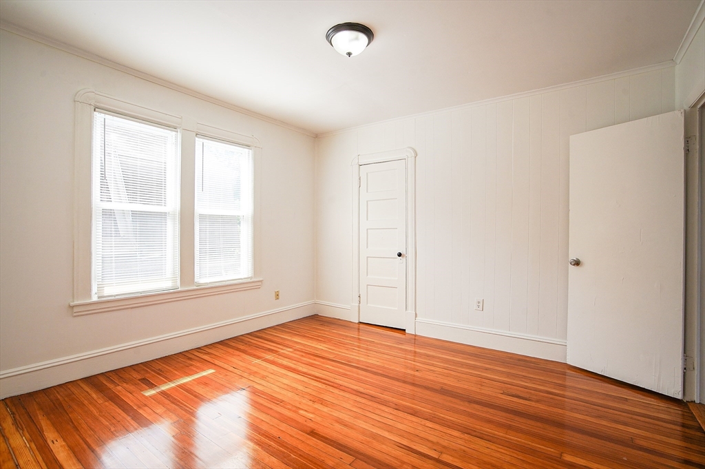 11-13 Newman Street, Unit 3 Springfield, MA 01105 - Photo 17 of 17