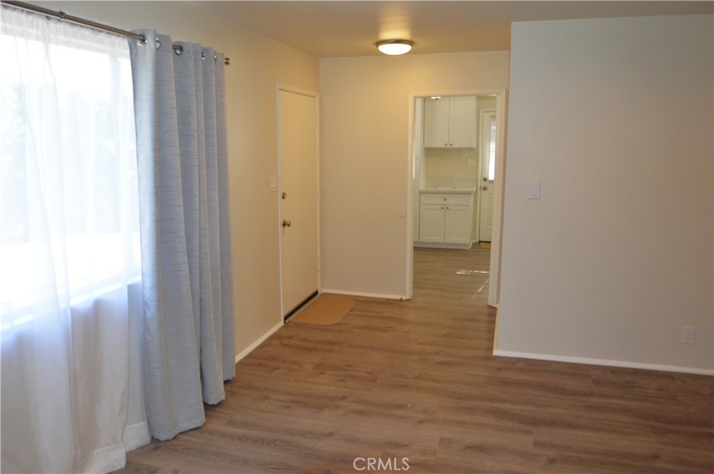 866 Random Lane Duarte, CA 91010 - Photo 8 of 19 Living room