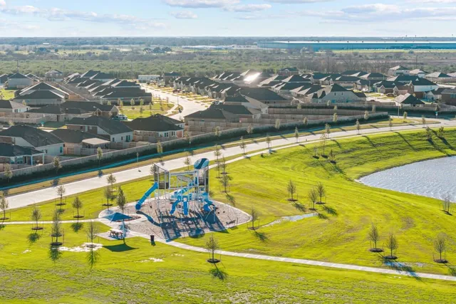 $391,990 | 2031 Heather Rdg Way, Rosenberg, TX 77471