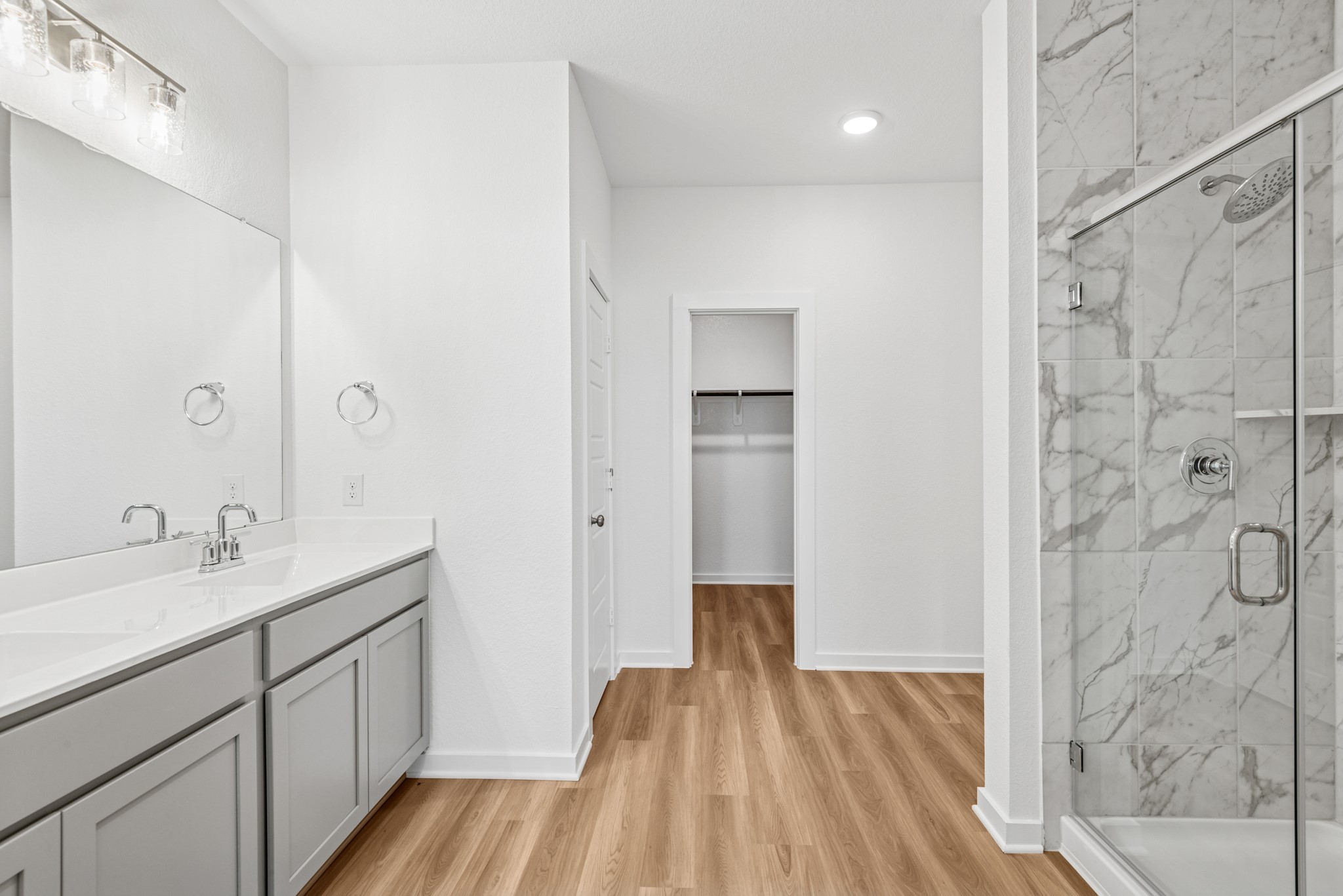 2031 Heather Rdg Way Rosenberg, TX 77471 - Photo 5 of 42