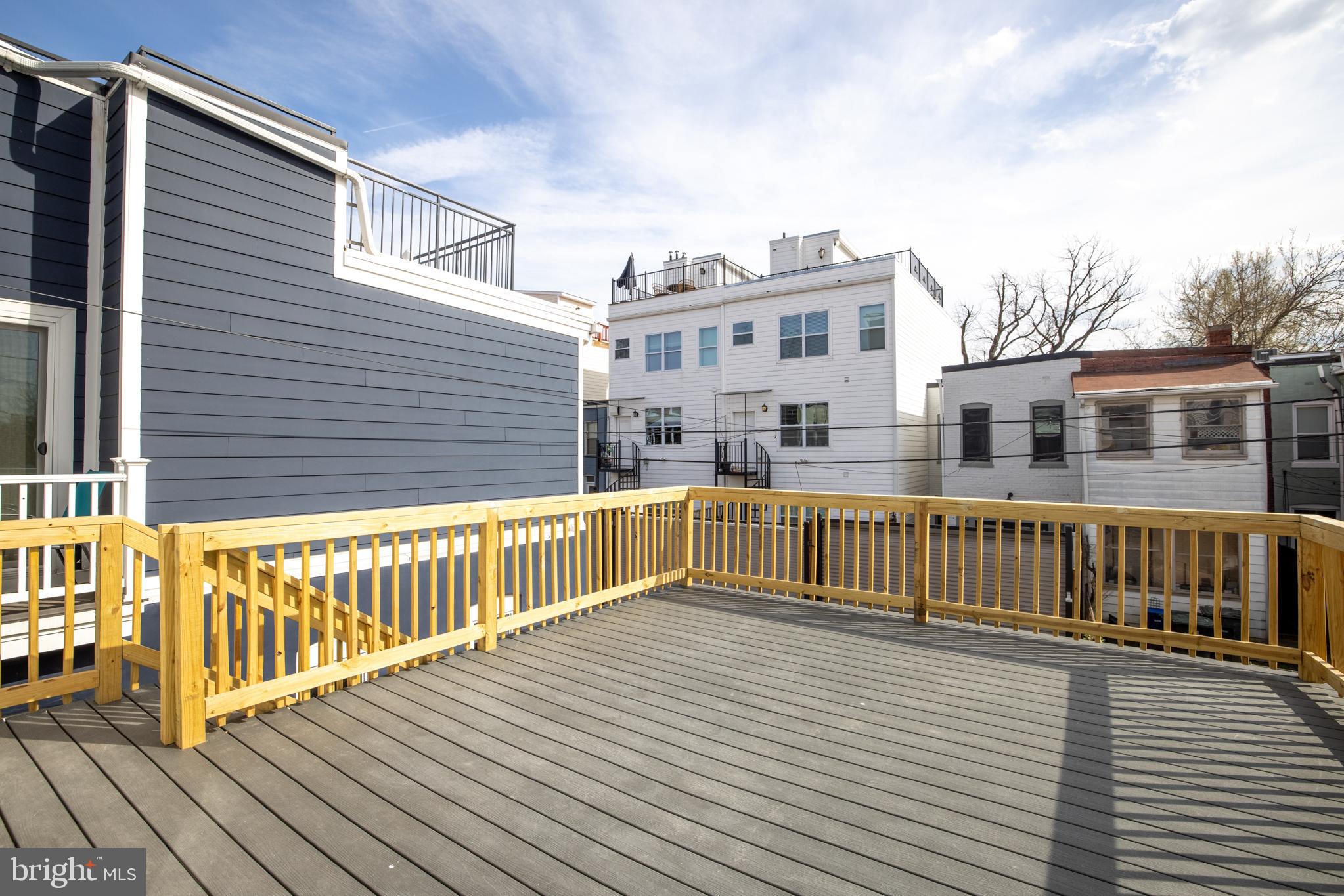 125 R Street Northeast Washington, DC 20002 - Photo 13 of 39