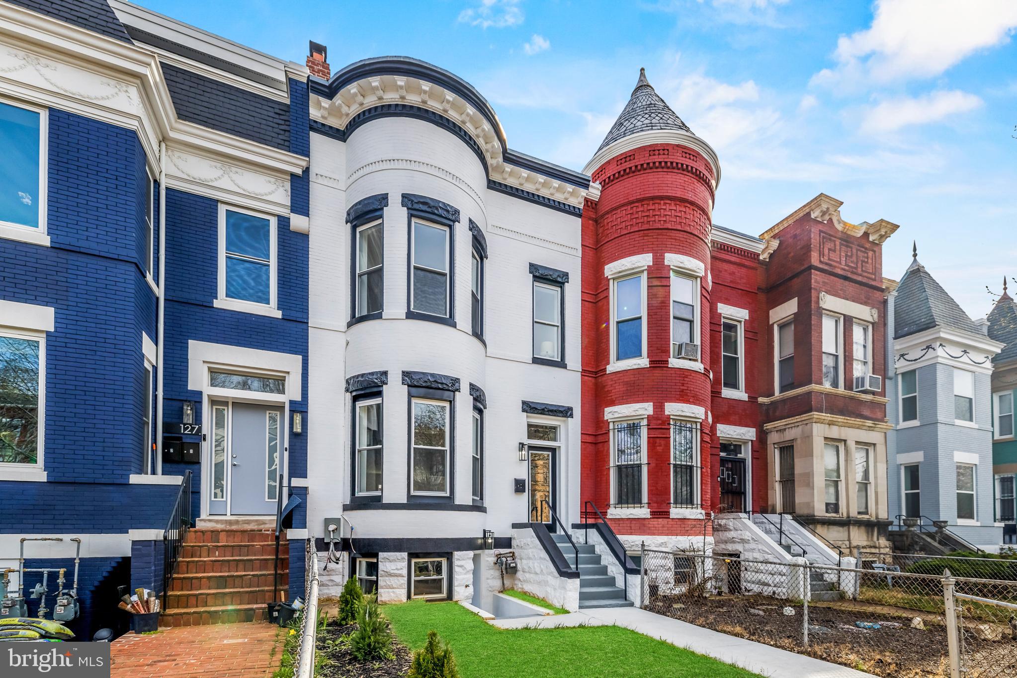 125 R Street Northeast Washington, DC 20002 - Photo 2 of 39