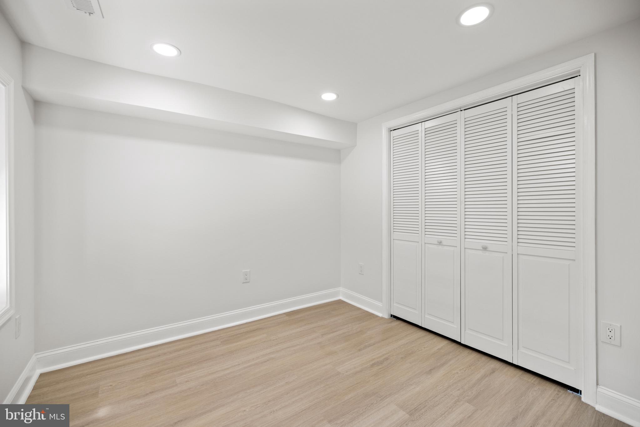 125 R Street Northeast Washington, DC 20002 - Photo 35 of 39
