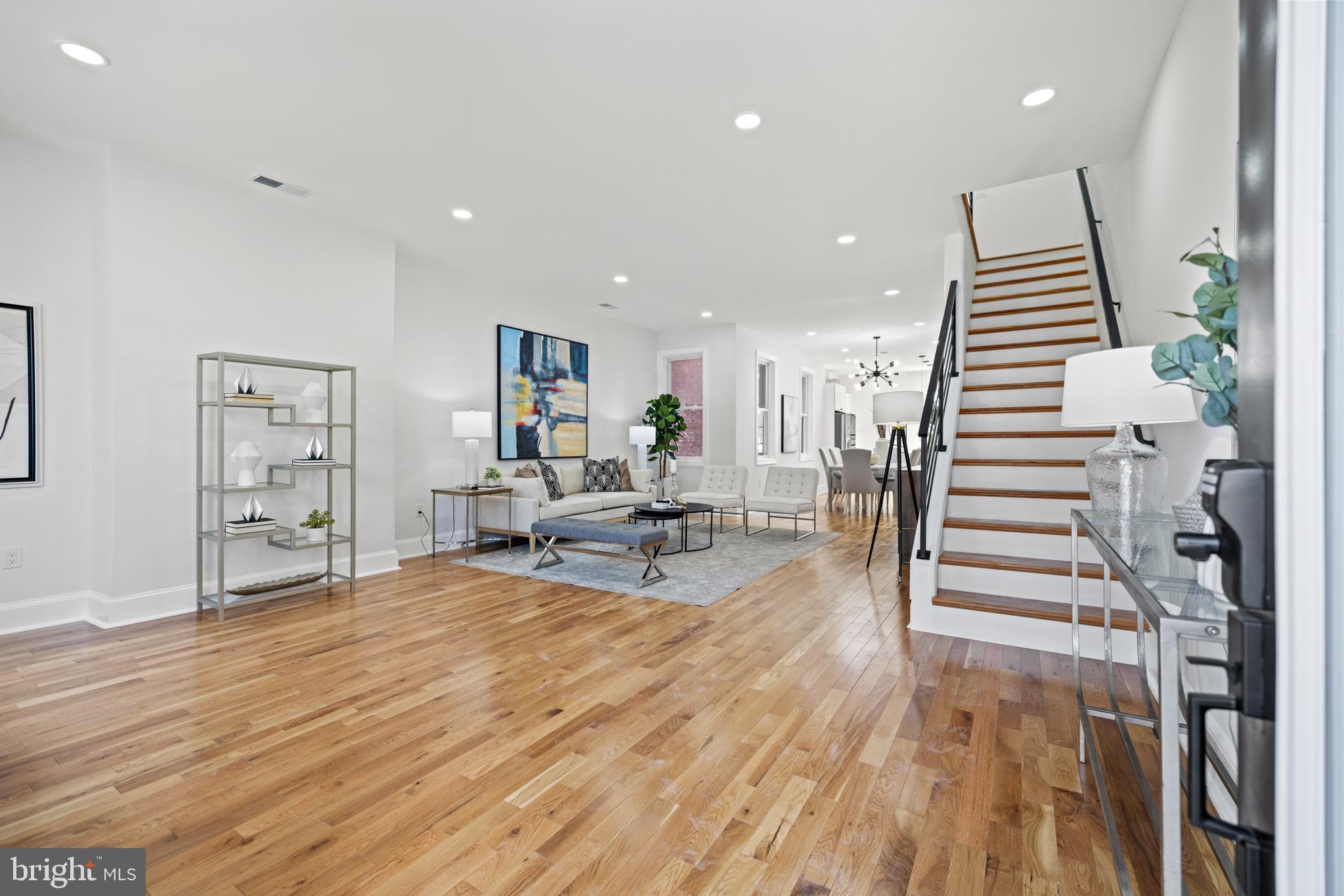 125 R Street Northeast Washington, DC 20002 - Photo 5 of 39