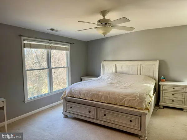 $3,950 | 6800 Lumsden Street, McLean, VA 22101