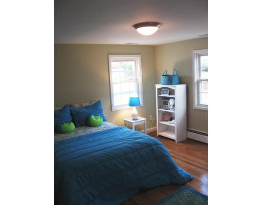 14 West Side Road Milton, MA 02186 - Photo 16 of 19 Gallery Image 16
