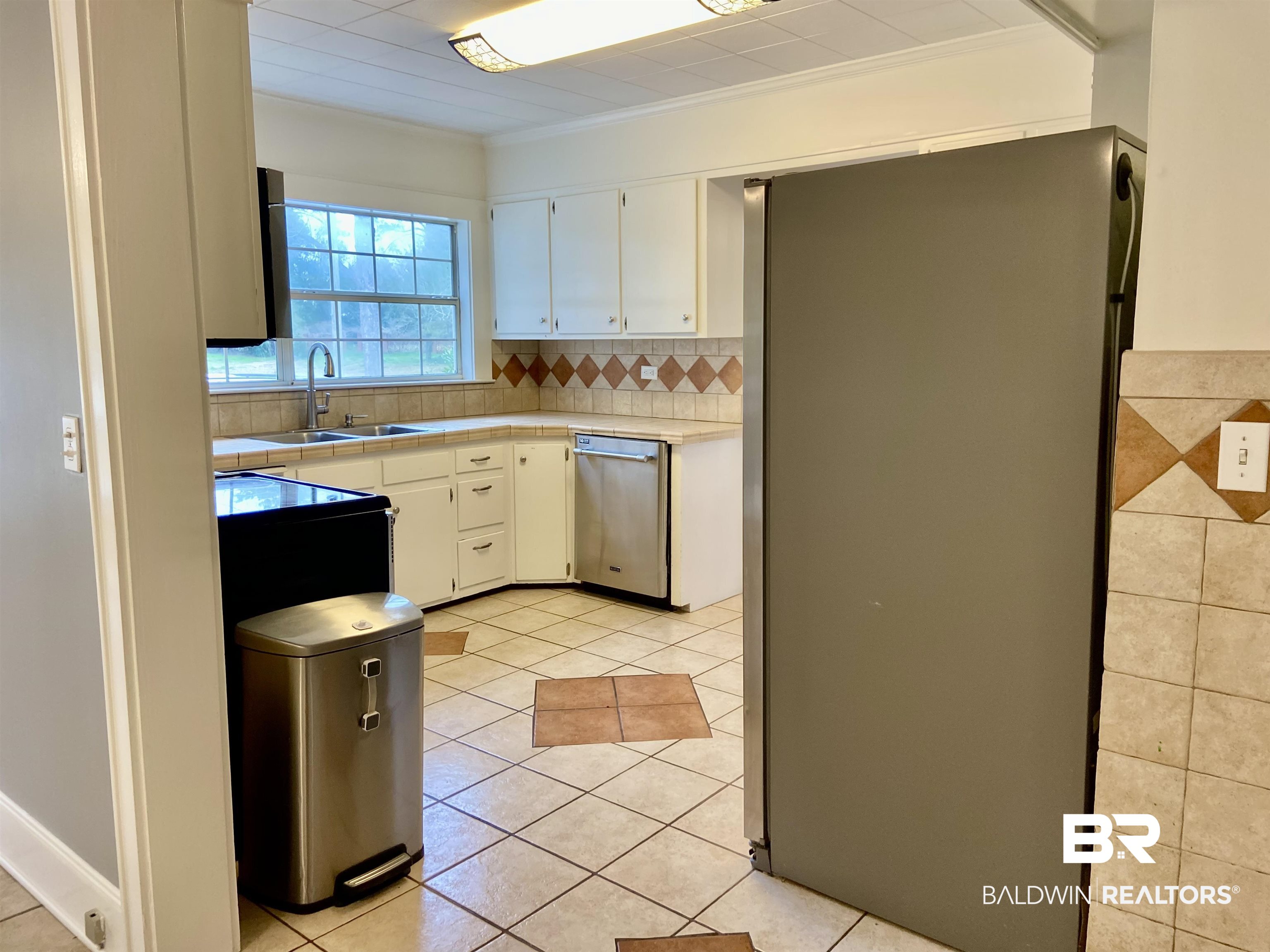 52 Leslie Street Monroeville, AL 36460 - Photo 12 of 45