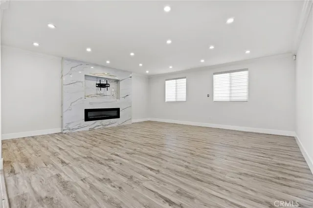 $5,000 | 7911 Fulton Avenue, North Hollywood, CA 91605