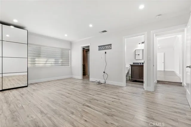 $5,000 | 7911 Fulton Avenue, North Hollywood, CA 91605