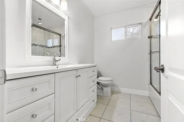 $5,000 | 7911 Fulton Avenue, North Hollywood, CA 91605