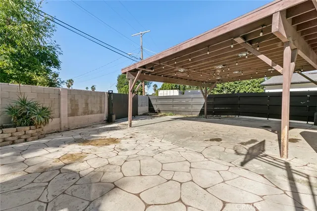 $5,000 | 7911 Fulton Avenue, North Hollywood, CA 91605