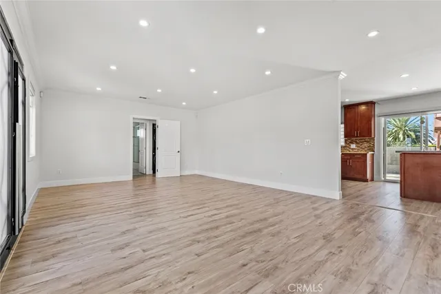 $5,000 | 7911 Fulton Avenue, North Hollywood, CA 91605