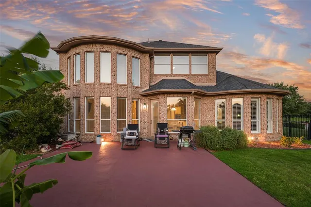 $695,000 | 9601 Waterview Parkway, Rowlett, TX 75089