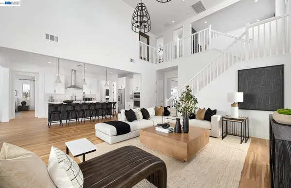 $1,034,990 | 18632 Back Bay Drive, Lathrop, CA 95330