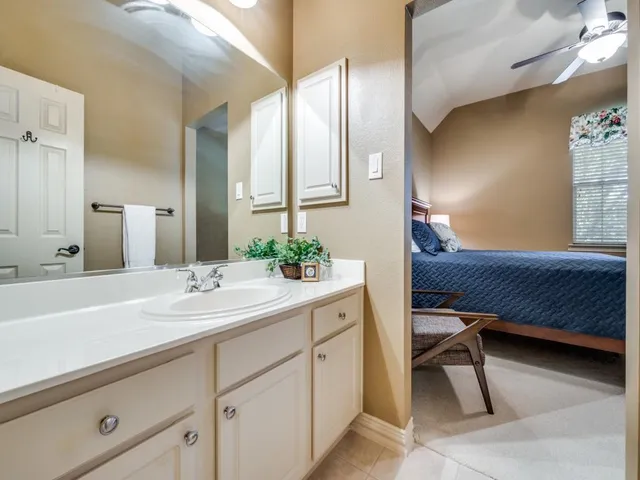 $880,000 | 6470 Hunters Parkway, Frisco, TX 75035