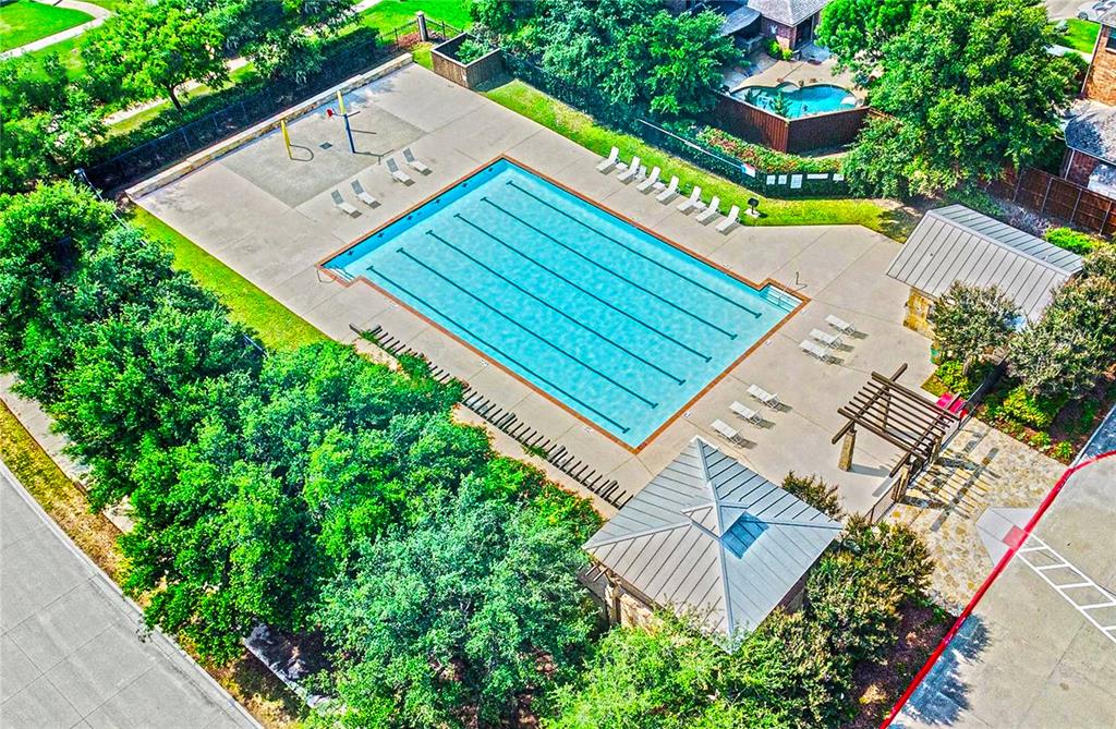 6470 Hunters Parkway Frisco, TX 75035 - Photo 38 of 40 Drone / aerial view of a pool area