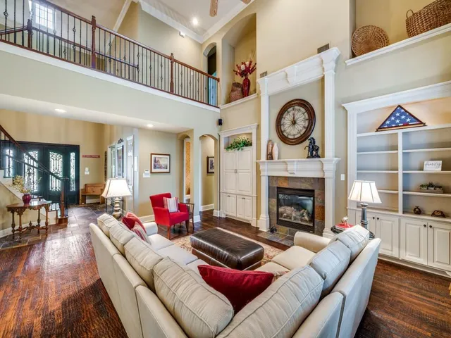 $880,000 | 6470 Hunters Parkway, Frisco, TX 75035