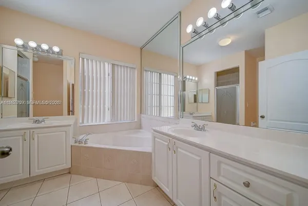 $4,100 | 15339 Southwest 32nd Terrace, Miami, FL 33185